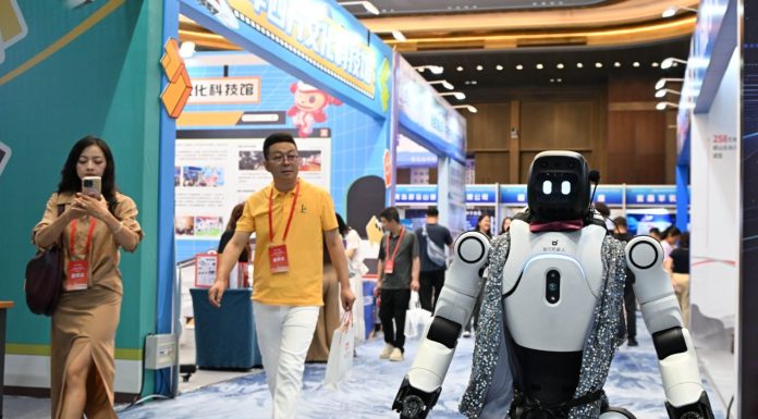 Cina: a Qingdao fiera sui viaggi di studio e l’istruzione (2)