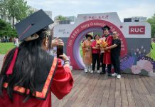 Cina: alla Renmin University cerimonia per 8.244 laureati (3)
