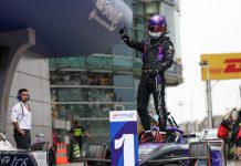Cina: Formula E, spettacolo allo Shanghai E-Prix (1)