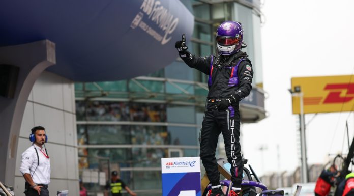 Cina: Formula E, spettacolo allo Shanghai E-Prix (1)