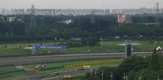 Cina: Formula E, spettacolo allo Shanghai E-Prix (2)