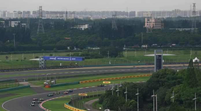 Cina: Formula E, spettacolo allo Shanghai E-Prix (2)