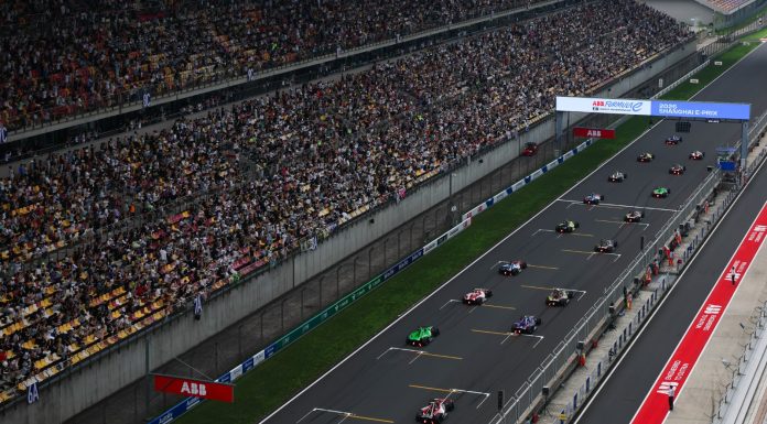 Cina: Formula E, spettacolo allo Shanghai E-Prix (3)