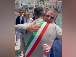 L’ambasciatore statunitense Fertitta visita Cefalù: “Legame profondo tra la Sicilia e gli Usa” / Video