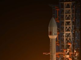 Cina: lanciato nuovo gruppo di satelliti con razzo Long March-8A