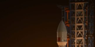 Cina: lanciato nuovo gruppo di satelliti con razzo Long March-8A