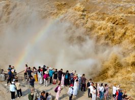 Cina: cresce la portata della cascata Hukou sul fiume Giallo (2)