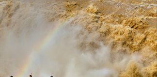 Cina: cresce la portata della cascata Hukou sul fiume Giallo (2)