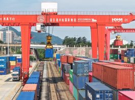 Trasporti: base logistica Cina-Kazakistan raggiunge 8.000 treni merci (1)