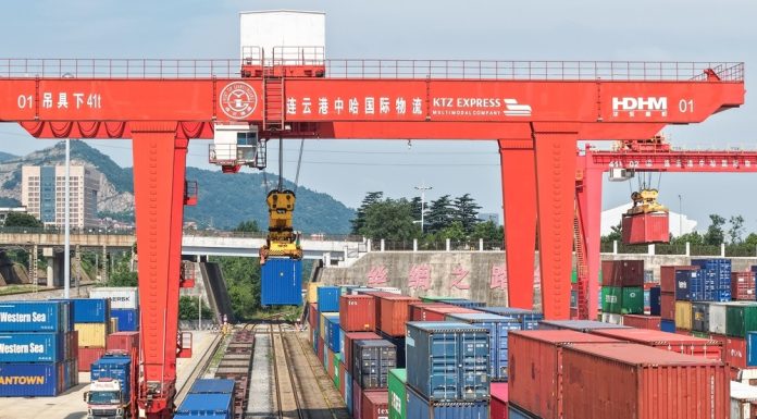 Trasporti: base logistica Cina-Kazakistan raggiunge 8.000 treni merci (1)