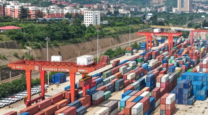 Trasporti: base logistica Cina-Kazakistan raggiunge 8.000 treni merci (3)