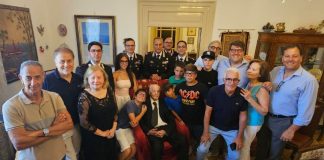Vice brigadiere dei carabinieri compie 105 anni, grande festa nel Palermitano
