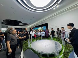Cina: trasformazione digitale stupisce delegazione di politici e media a Guiyang