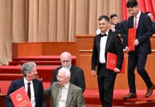 Cina: Pechino, assegnato premio più prestigioso per scienza e tecnologia (3)