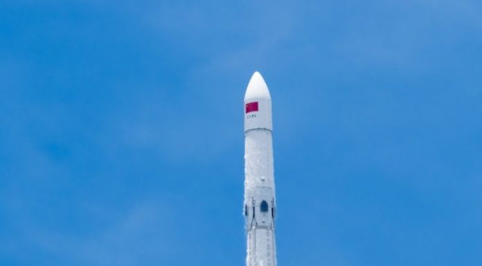 Cina: Hainan, eseguito primo recupero controllato di un razzo vettore (1)