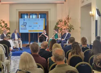 Premio Ischia, nella prima giornata panel USA-UE e la consegna dei riconoscimenti per la comunicazione istituzionale