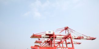Cina: rapporto, Shanghai seconda tra i centri di spedizione marittima mondiali