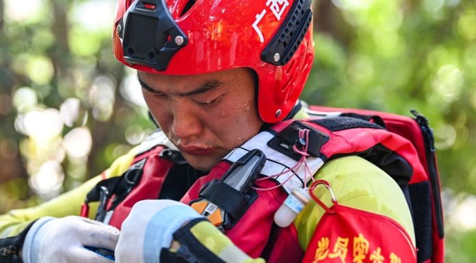 Cina: soccorsi nel Guangxi colpito da tifone e inondazioni (1)