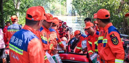 Cina: soccorsi nel Guangxi colpito da tifone e inondazioni (2)