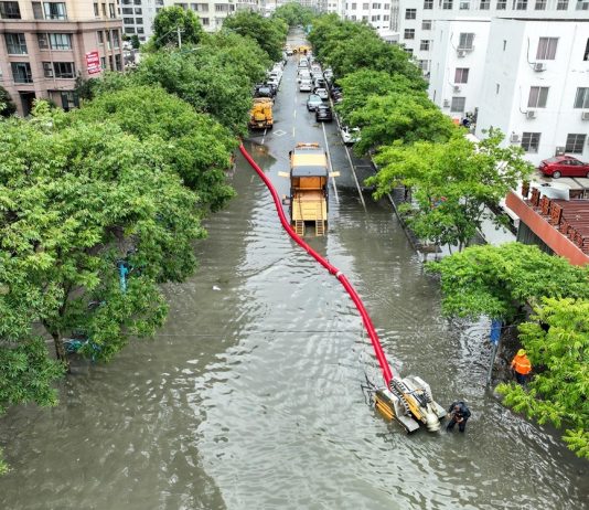 Cina: rafforzati soccorsi e misure di protezione da inondazioni per tifone Bavi