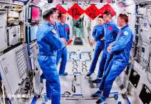 Cina: equipaggio della Shenzhou-23 testa nuovo dispositivo di misurazione