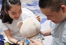 Cina: Chen Yuxi al campo estivo UNICEF per bambini con disabilità visive (2)