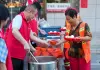 Cina: da dieci anni volontari al fianco degli operatori ecologici (3)