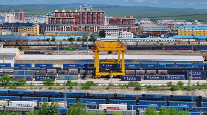 Cina: potenziato il corridoio orientale per commercio su rotaia con Europa (2)