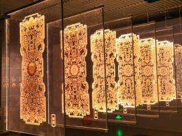 Cina: a Pechino mostra immersiva sul Giardino di Qianlong (1)