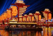 Cina: turismo estivo in aumento nell’antica strada di Hetou a Tangshan (1)
