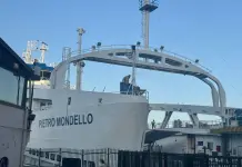 Attimi di paura a Messina, un traghetto durante l’attracco urta una banchina: sette feriti lievi
