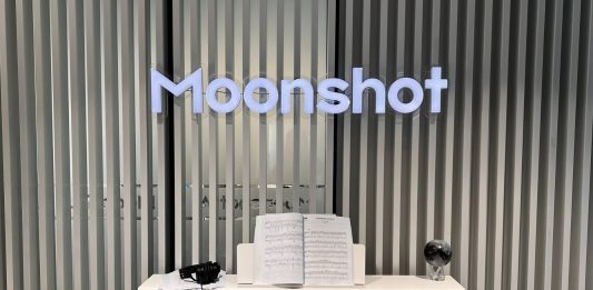 Cina: azienda presenta il più grande modello di IA open source al mondo