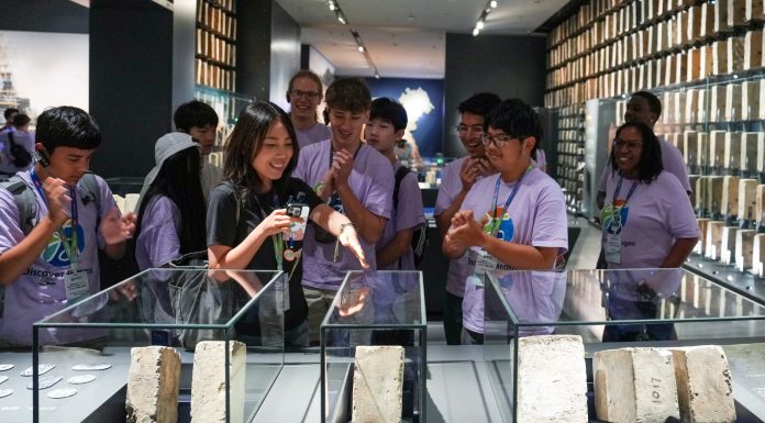 Cina: giovani cinesi e statunitensi partecipano a camp di musica e cultura (2)