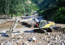 Cina: Hebei, operazioni di soccorso, ripristino infrastrutture dopo piogge (3)