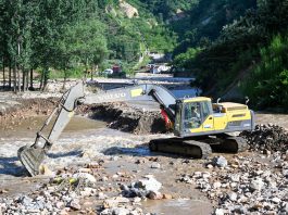 Cina: Hebei, operazioni di soccorso, ripristino infrastrutture dopo piogge (3)