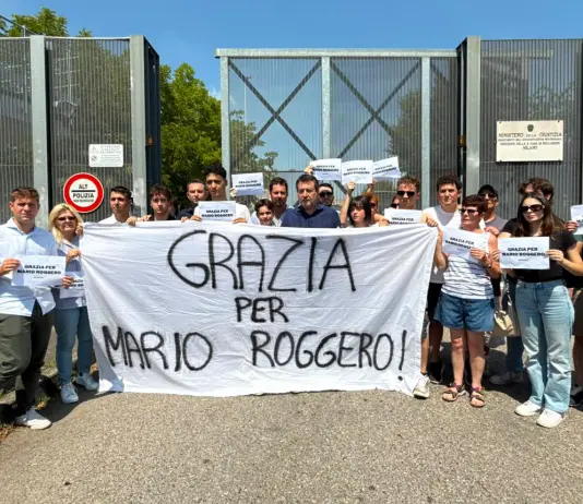 Salvini al carcere di Bollate fa visita a Mario Roggero: “Senza minacce non avrebbe reagito, sarei orgoglioso di poterlo candidare in Lega”