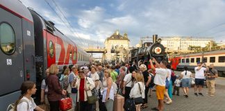 Cina: in prova treno turistico Suifenhe-Vladivostok (1)