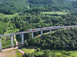 Cina: in prova treno turistico Suifenhe-Vladivostok (2)