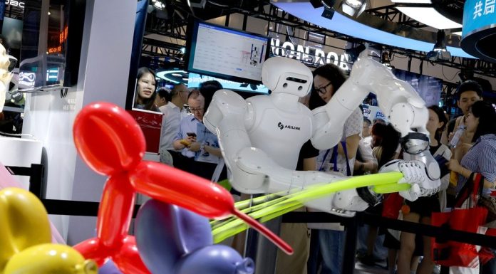 Cina: robot protagonisti alla Conferenza mondiale sull’IA di Shanghai (2)