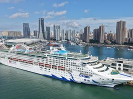 Cina: Qingdao, tour in crociera per il Festival internazionale della birra (2)