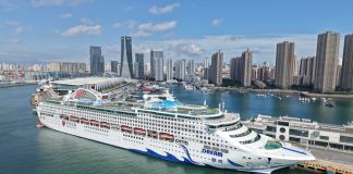 Cina: Qingdao, tour in crociera per il Festival internazionale della birra (2)