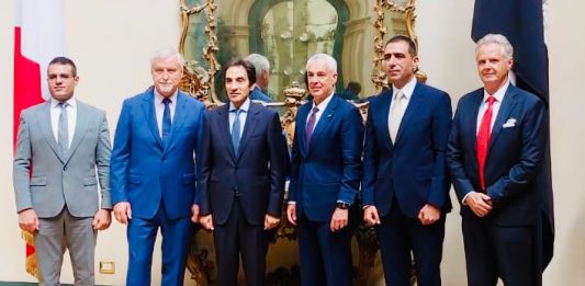 L’ambasciatore egiziano in Italia Rady discute la cooperazione con Leonardo nei settori della difesa e dell’aerospazio