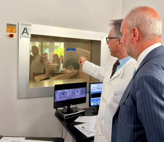 L’assessore Bertolaso e il ministro Schillaci in visita agli Spedali Civili di Brescia