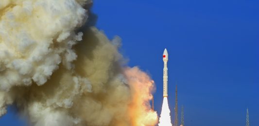 Cina: razzo Lijian-1 porta in orbita cinque satelliti