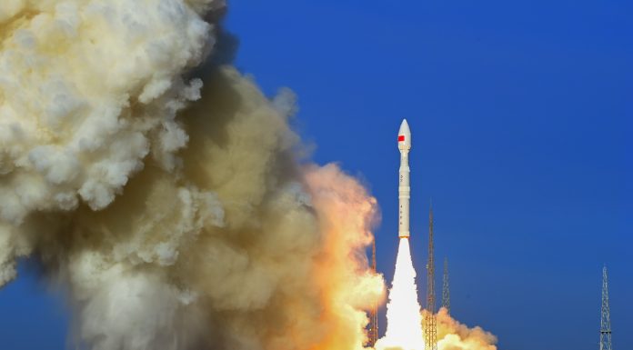 Cina: razzo Lijian-1 porta in orbita cinque satelliti