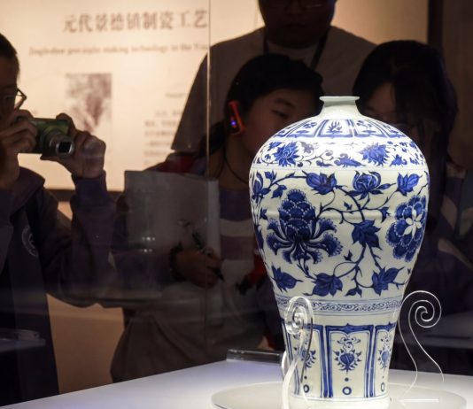 Cina: siti dell’industria artigianale della porcellana di Jingdezhen entrano nella lista UNESCO