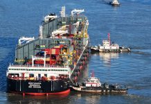 Cina: salpa la Wontanara, nave autoscaricante da tre primati mondiali (1)