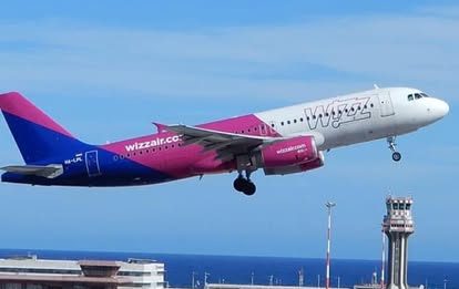Wizz Air apre il nuovo volo diretto annuale Palermo-Tirana