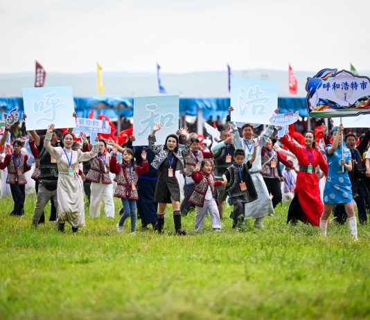 Cina: al via in Mongolia Interna la 36esima edizione del festival Naadam (1)