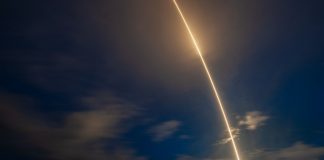 Cina: lanciato razzo vettore Long March-7A con satellite Tianlian III-01 (1)